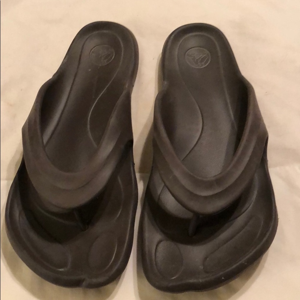 Men’s crocs size 12 flip flop